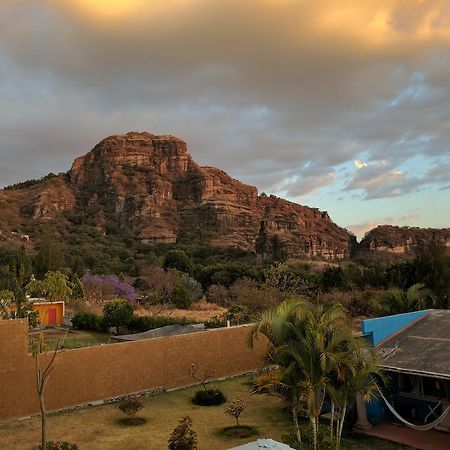 Hotel Atuaraa Tepoztlán Buitenkant foto