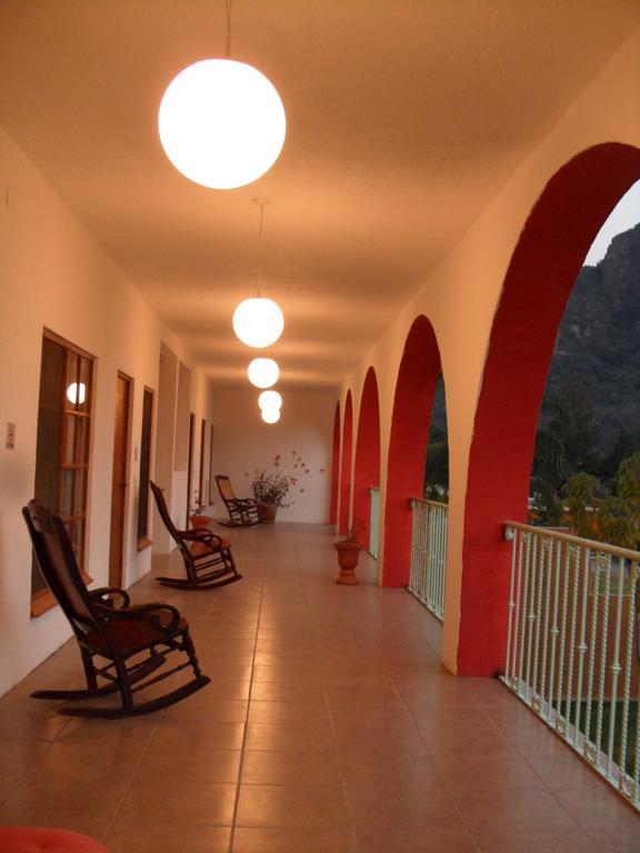 Hotel Atuaraa Tepoztlán Buitenkant foto