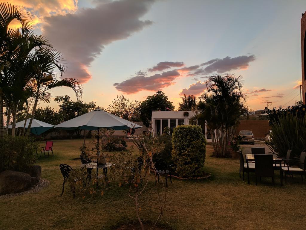 Hotel Atuaraa Tepoztlán Buitenkant foto