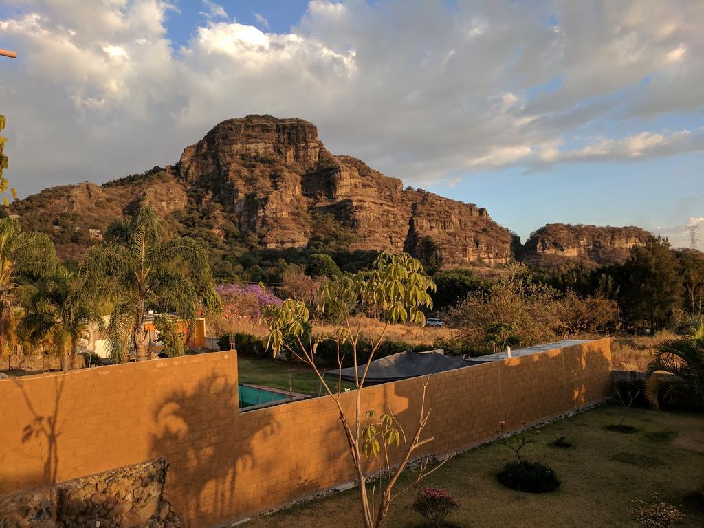 Hotel Atuaraa Tepoztlán Buitenkant foto